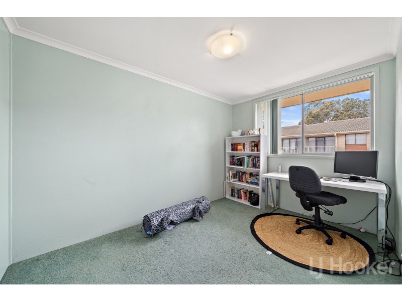 9/102 Henderson Road, Crestwood NSW 2620