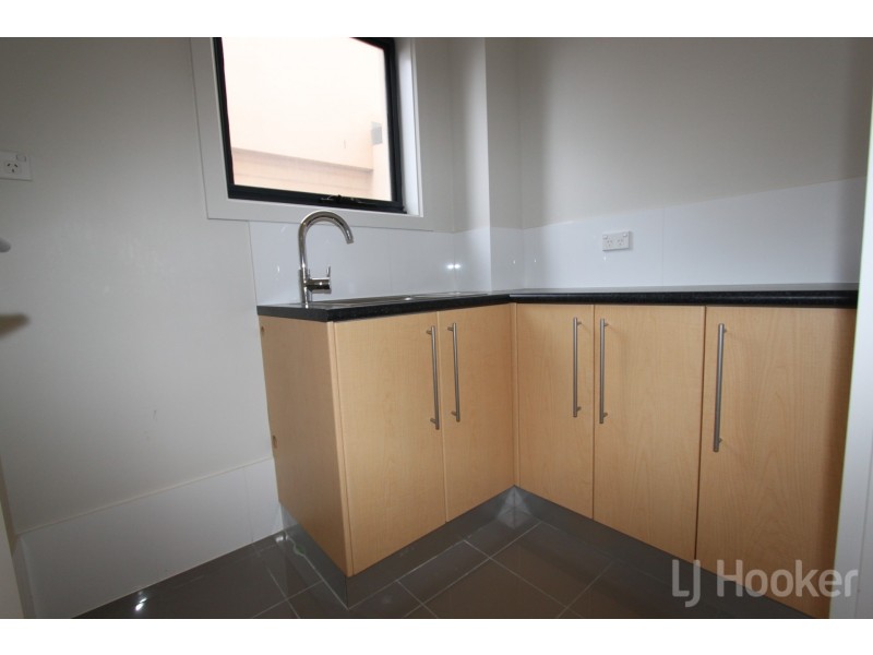 2/23 Allumba Street, Queanbeyan NSW 2620