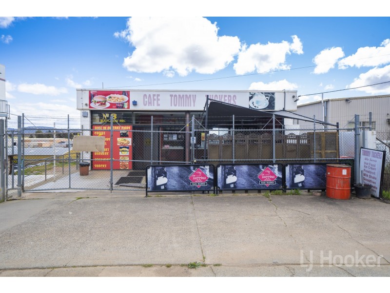 8-10 Bayldon Road, Queanbeyan West NSW 2620