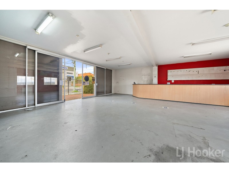 8-10 Bayldon Road, Queanbeyan West NSW 2620