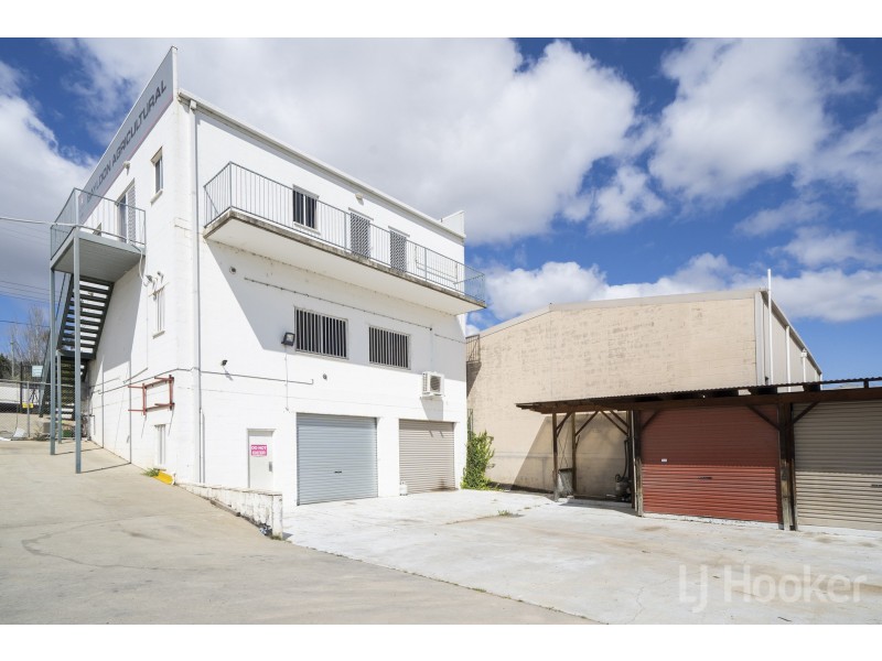 8-10 Bayldon Road, Queanbeyan West NSW 2620