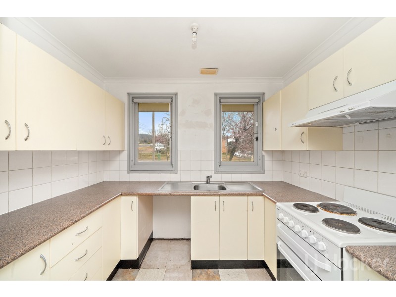 14 Coolebah Crescent, Karabar NSW 2620