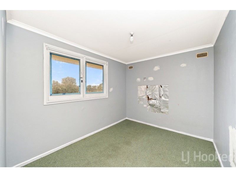 14 Coolebah Crescent, Karabar NSW 2620