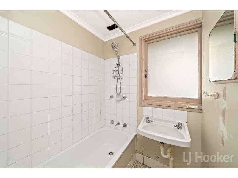 14 Coolebah Crescent, Karabar NSW 2620