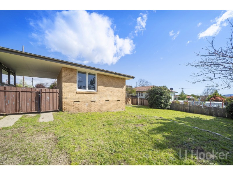 14 Coolebah Crescent, Karabar NSW 2620