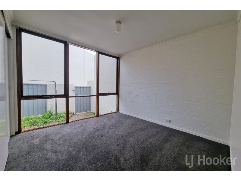 8/11 – 13 Campbell Street, Queanbeyan NSW 2620