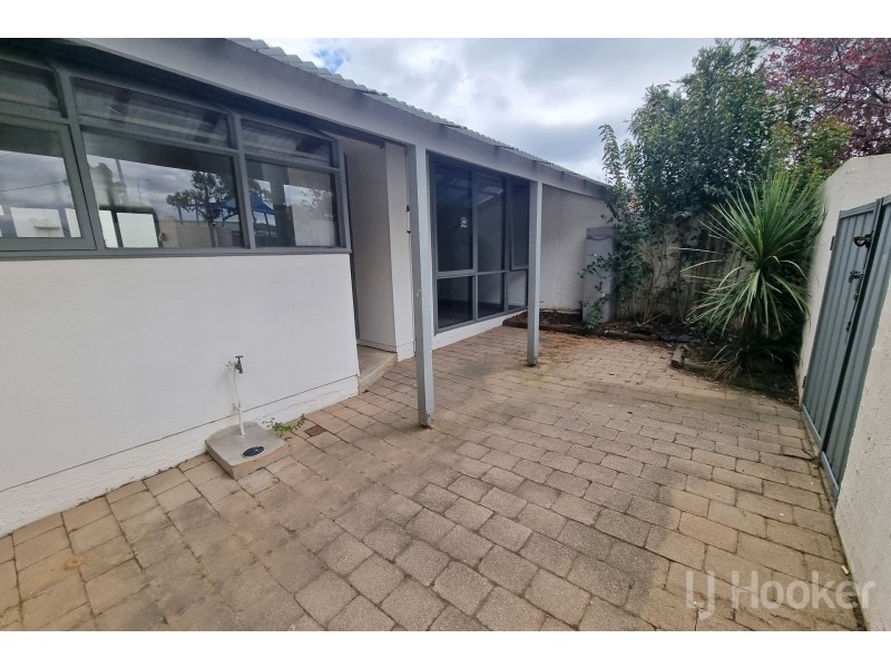 8/11 – 13 Campbell Street, Queanbeyan NSW 2620