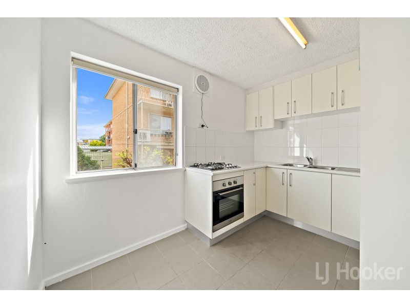 2/2 Velacia Place, Queanbeyan NSW 2620