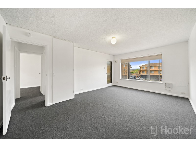2/2 Velacia Place, Queanbeyan NSW 2620
