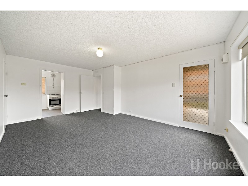 2/2 Velacia Place, Queanbeyan NSW 2620