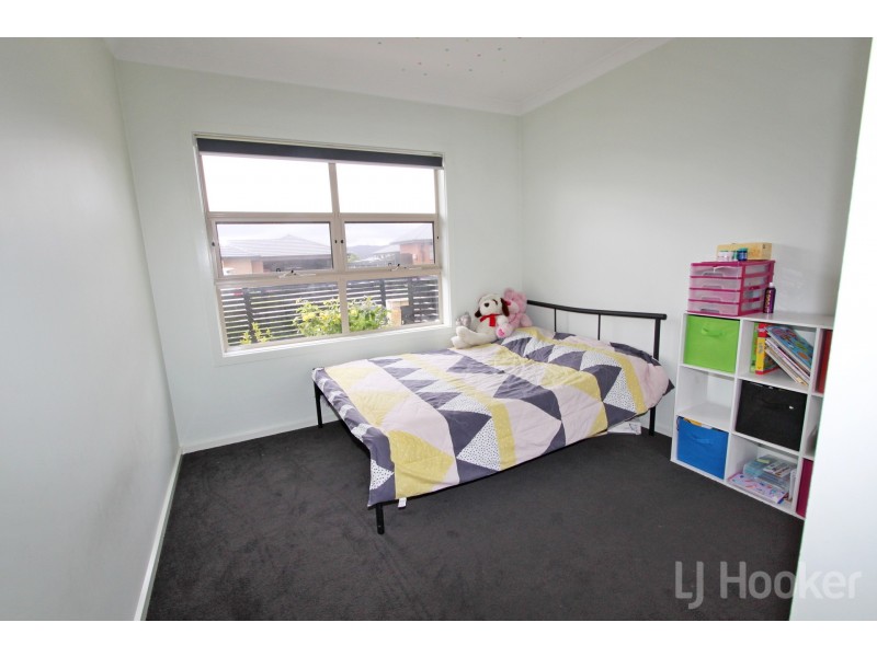27 Christie Street, Googong NSW 2620