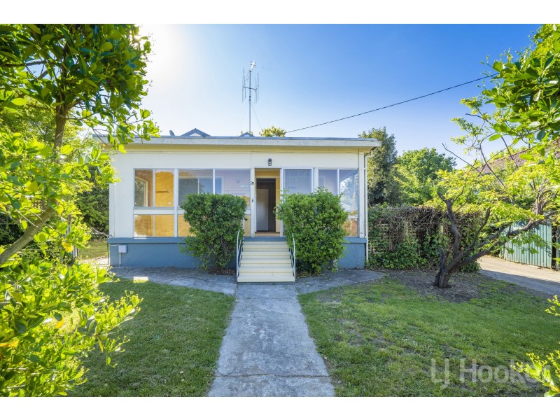 25 Blackall Avenue, Crestwood NSW 2620