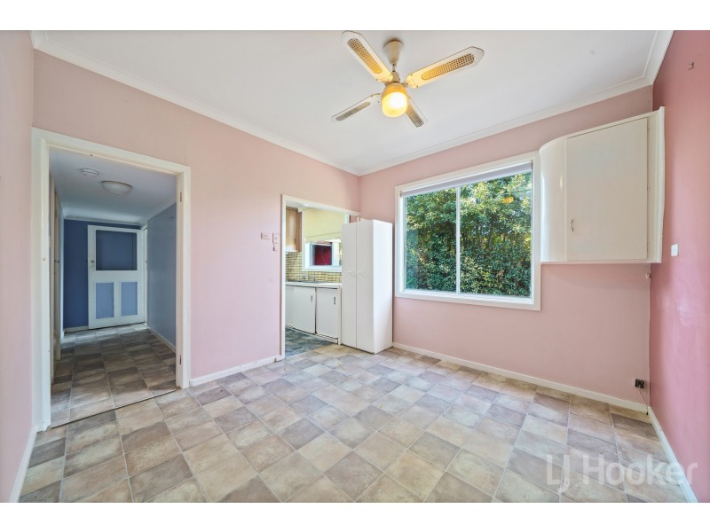 25 Blackall Avenue, Crestwood NSW 2620