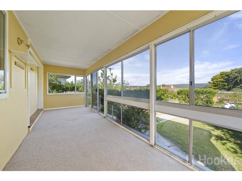 25 Blackall Avenue, Crestwood NSW 2620