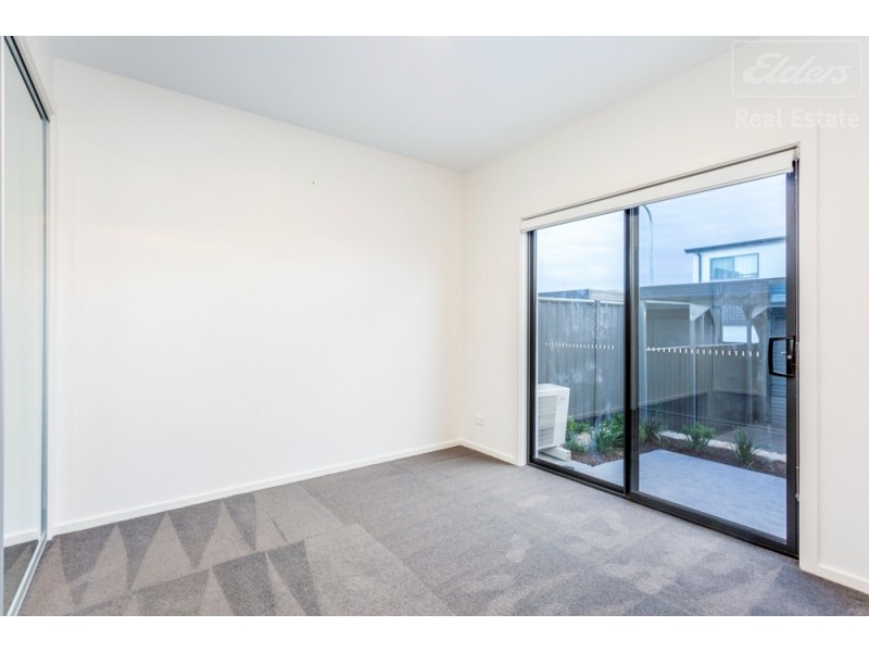 248 Gorman Drive, Googong NSW 2620
