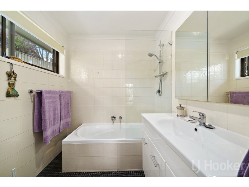 178 Wickerslack Lane, Googong NSW 2620