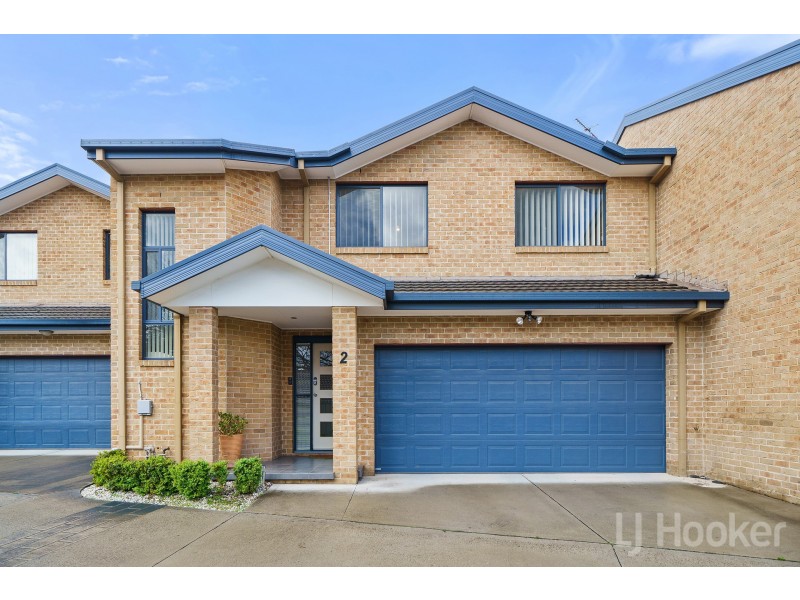 2/4 Erin Street, Queanbeyan NSW 2620
