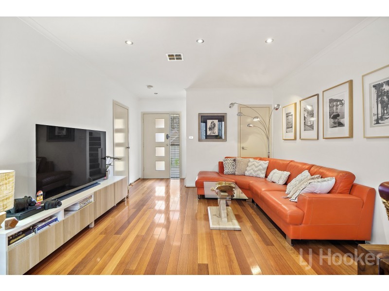 2/4 Erin Street, Queanbeyan NSW 2620