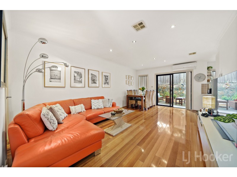 2/4 Erin Street, Queanbeyan NSW 2620