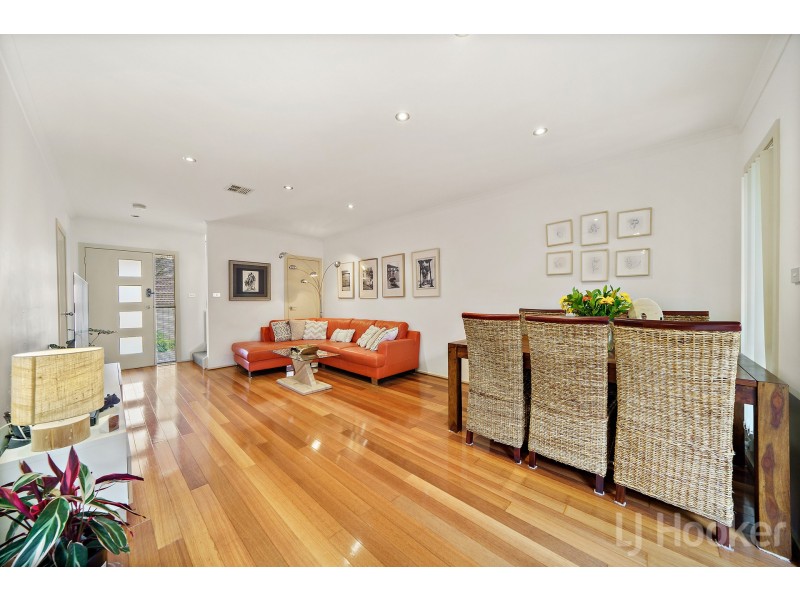 2/4 Erin Street, Queanbeyan NSW 2620