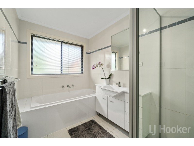 2/4 Erin Street, Queanbeyan NSW 2620