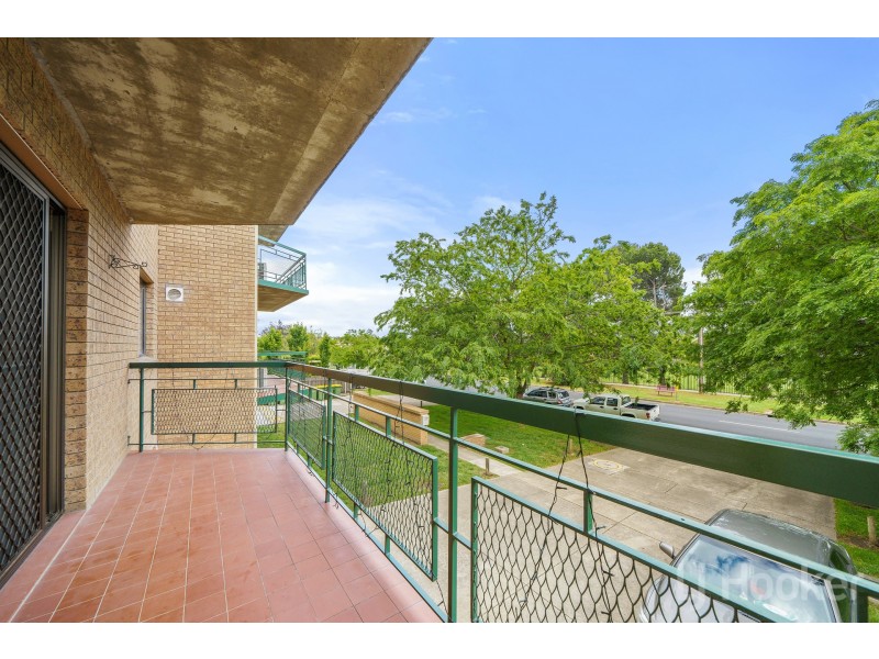 4/13-15 Mowatt Street, Queanbeyan NSW 2620