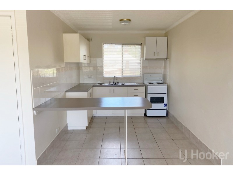 10/22 Lowe Street, Queanbeyan NSW 2620