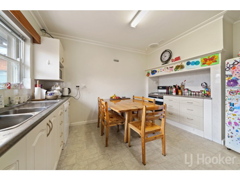 20 Blackall Avenue, Crestwood NSW 2620