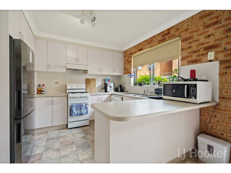 20 Blackall Avenue, Crestwood NSW 2620