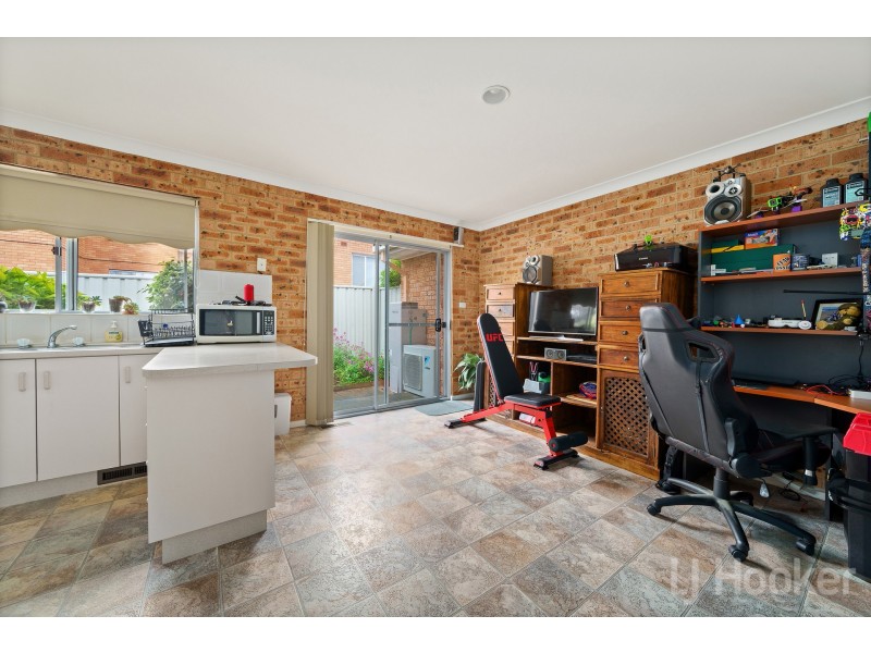 20 Blackall Avenue, Crestwood NSW 2620