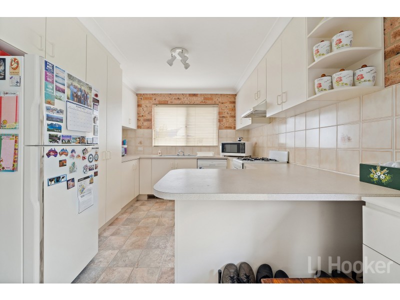 20 Blackall Avenue, Crestwood NSW 2620