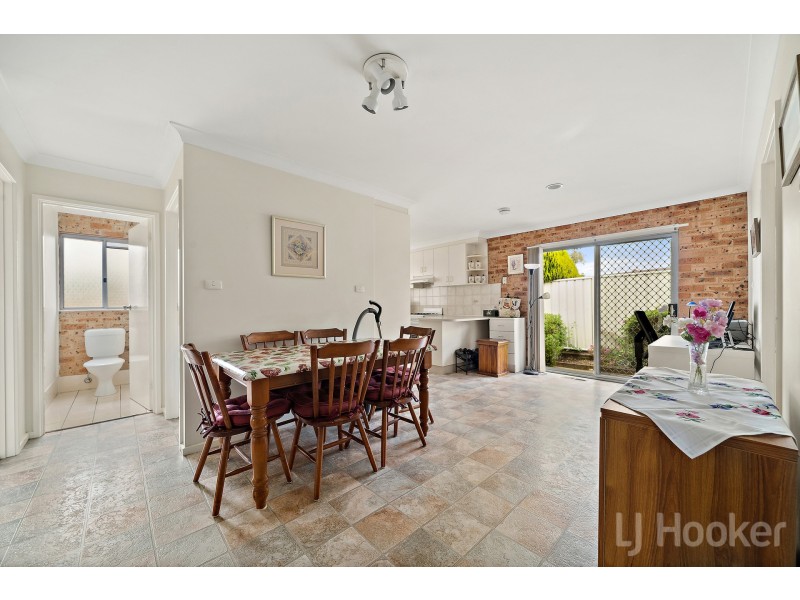 20 Blackall Avenue, Crestwood NSW 2620