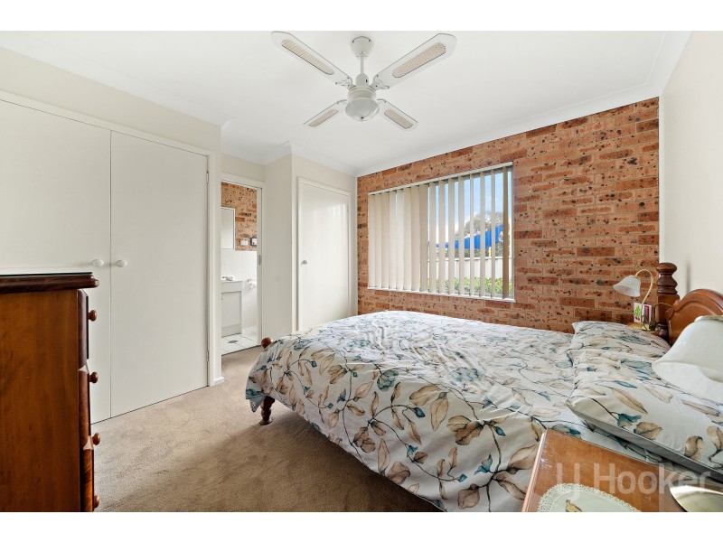 20 Blackall Avenue, Crestwood NSW 2620