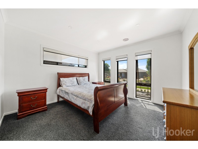32 Helen Circuit, Googong NSW 2620