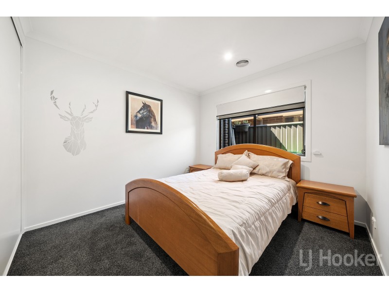 32 Helen Circuit, Googong NSW 2620