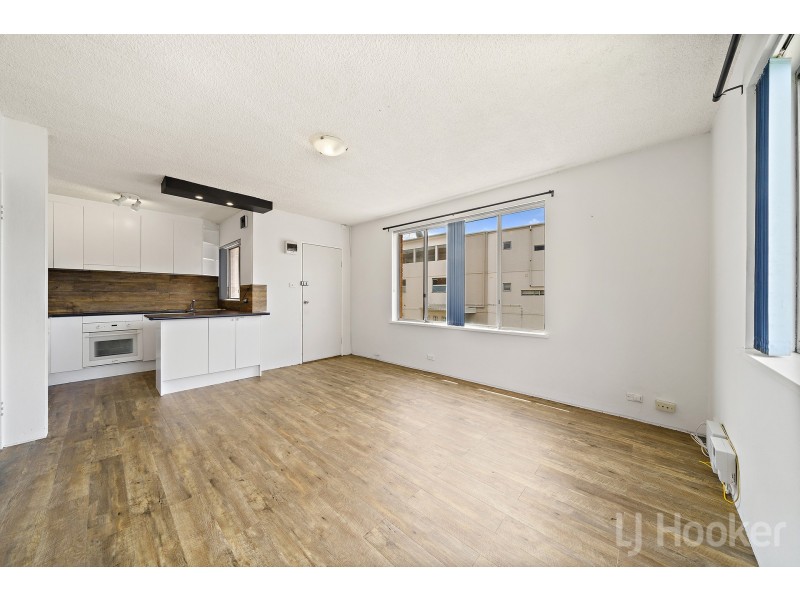 1/15 Crest Road, Crestwood NSW 2620