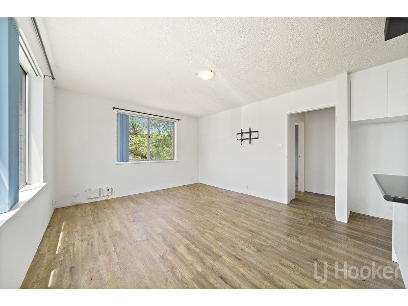 1/15 Crest Road, Crestwood NSW 2620