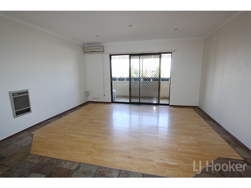 18/83 Derrima Road, Queanbeyan NSW 2620