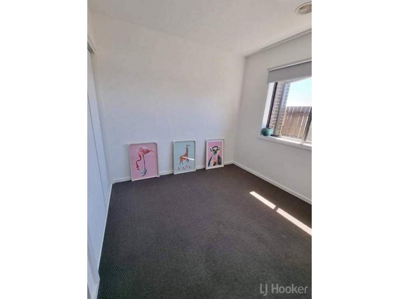 9 Jack Street, Googong NSW 2620