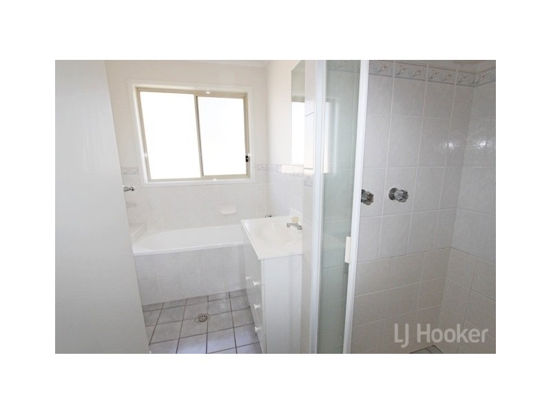 1/10 Franklin Court, Jerrabomberra NSW 2619