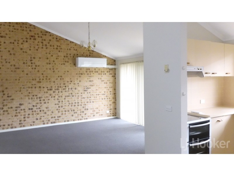 6/14 Hakea Street, Queanbeyan NSW 2620