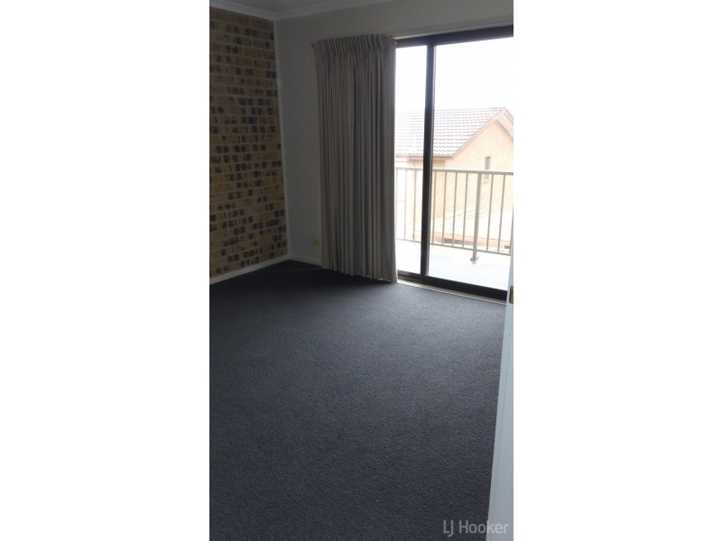 6/14 Hakea Street, Queanbeyan NSW 2620