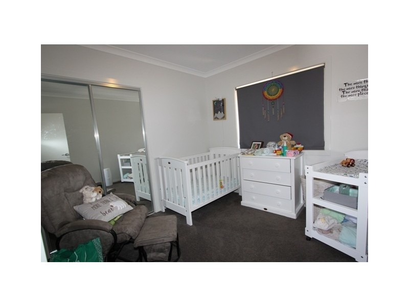 36 Aprasia Avenue, Googong NSW 2620