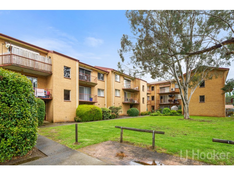 13/17 Mowatt Street, Queanbeyan NSW 2620