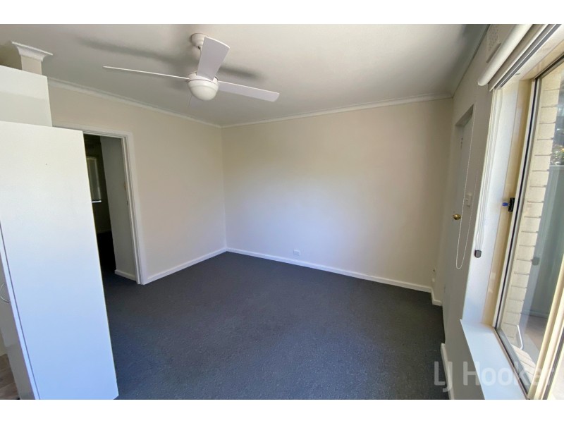 4/17 Moore Street, Queanbeyan NSW 2620