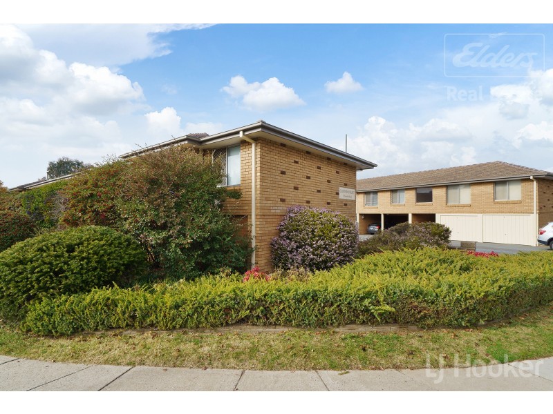 13/2 Donald Road, Queanbeyan NSW 2620