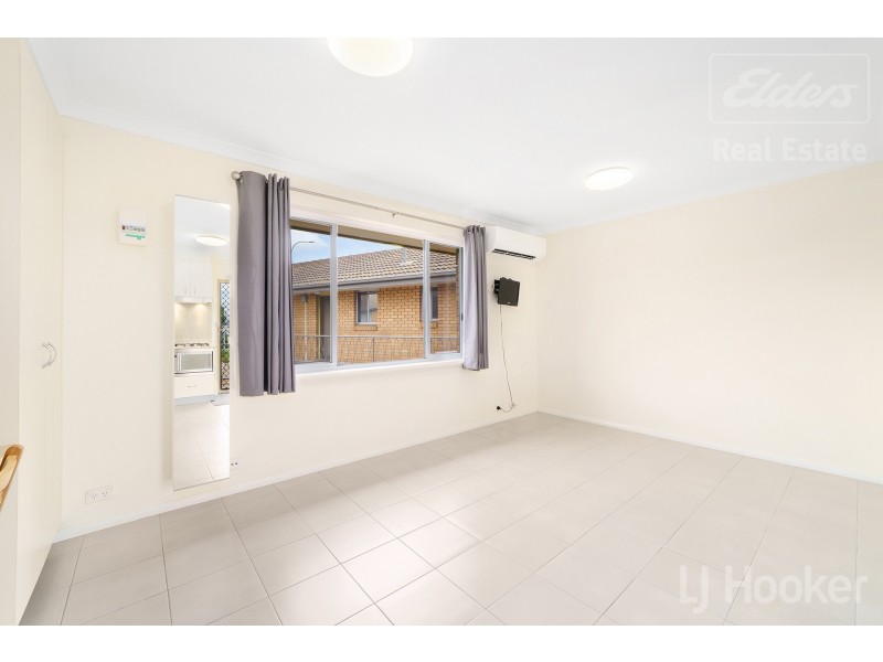13/2 Donald Road, Queanbeyan NSW 2620