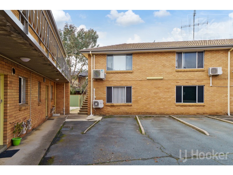 13/2 Donald Road, Queanbeyan NSW 2620