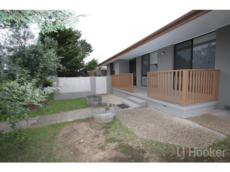 6 Ash Street, Queanbeyan NSW 2620