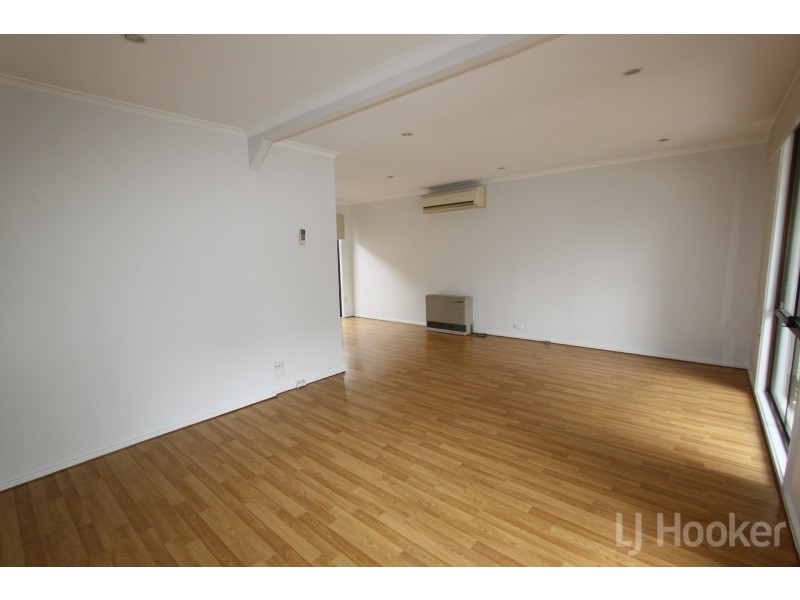 6 Ash Street, Queanbeyan NSW 2620